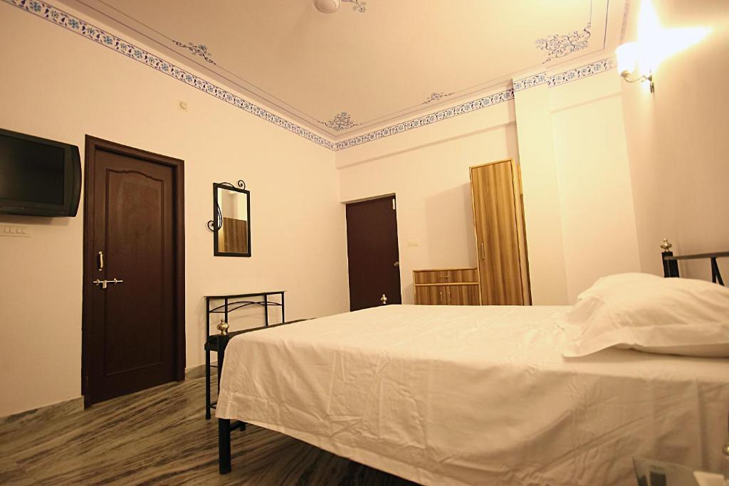 Hotel Devi Palace Udaipur Quarto foto